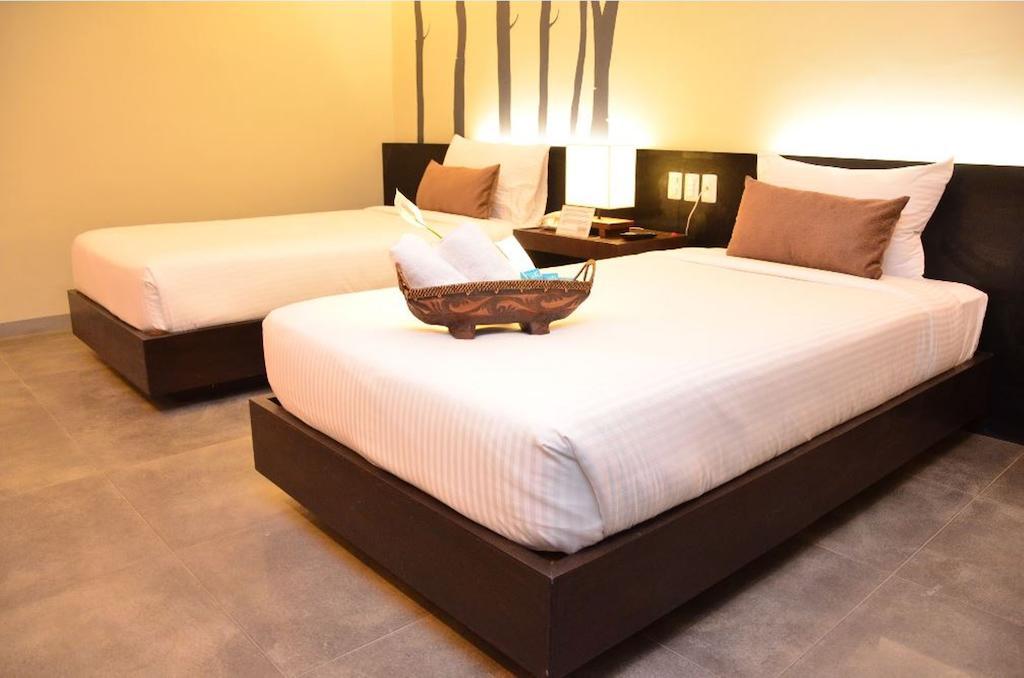 One Manalo Place Puerto Princesa Εξωτερικό φωτογραφία