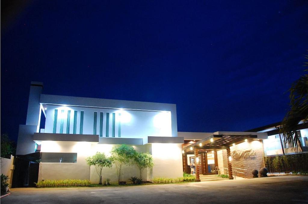 One Manalo Place Puerto Princesa Εξωτερικό φωτογραφία