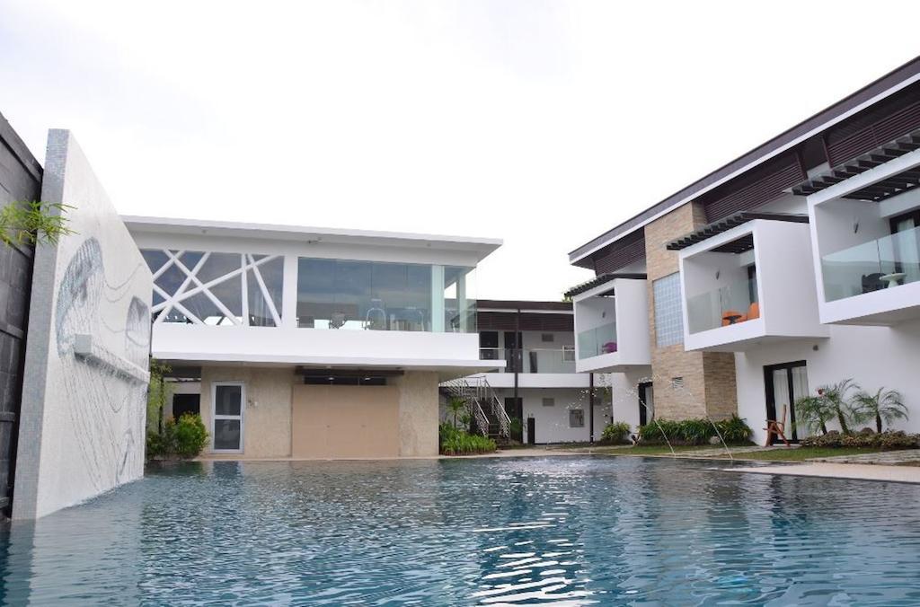 One Manalo Place Puerto Princesa Εξωτερικό φωτογραφία