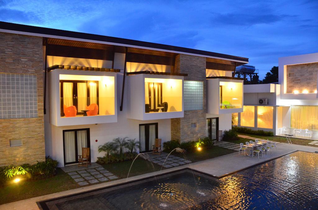 One Manalo Place Puerto Princesa Εξωτερικό φωτογραφία