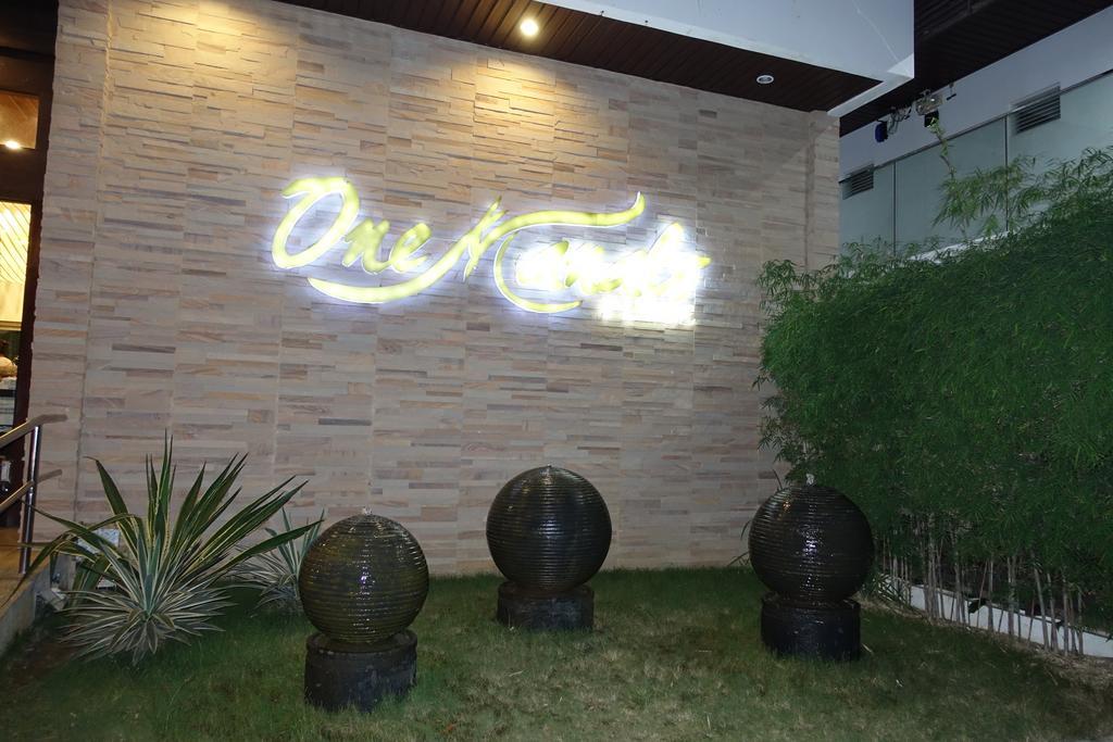 One Manalo Place Puerto Princesa Εξωτερικό φωτογραφία